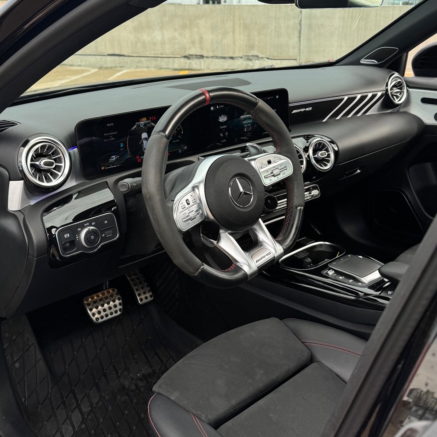 Mercedes A35 AMG