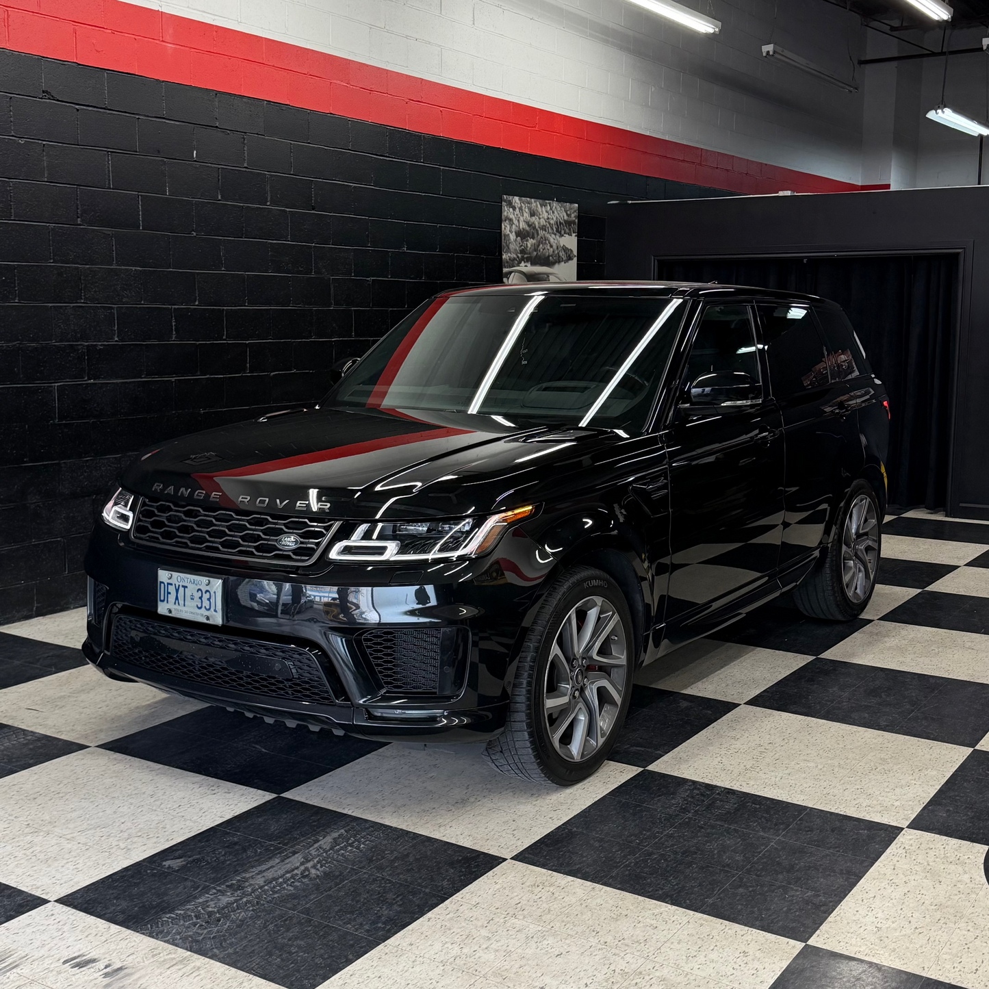 Range Rover SV