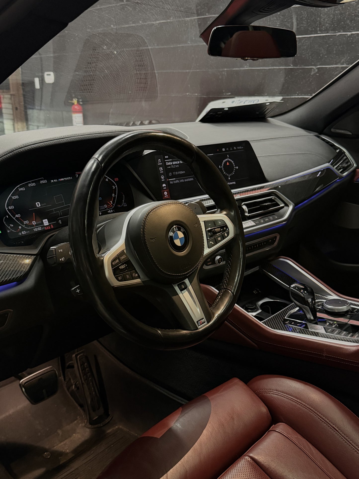 BMW X6 M50i