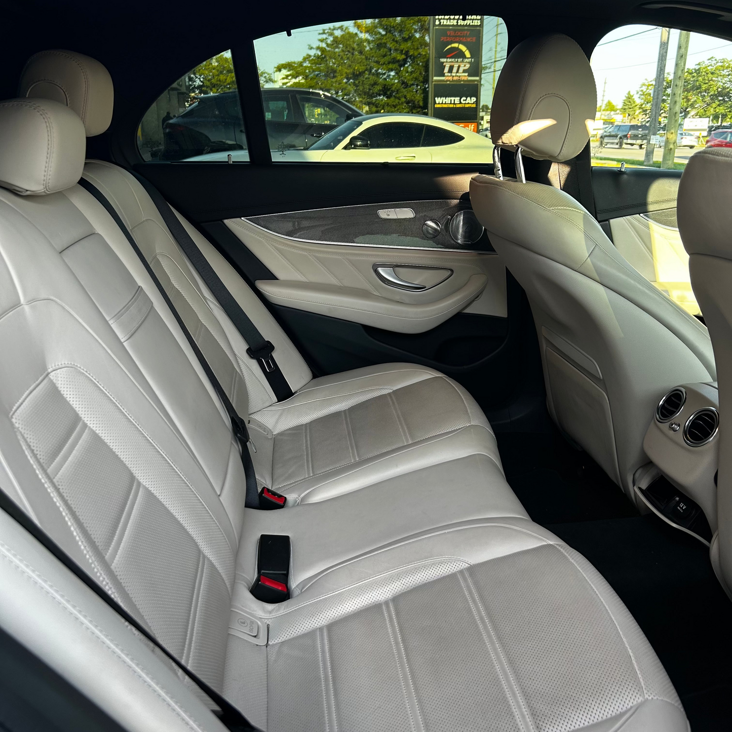 Mercedes E43 AMG