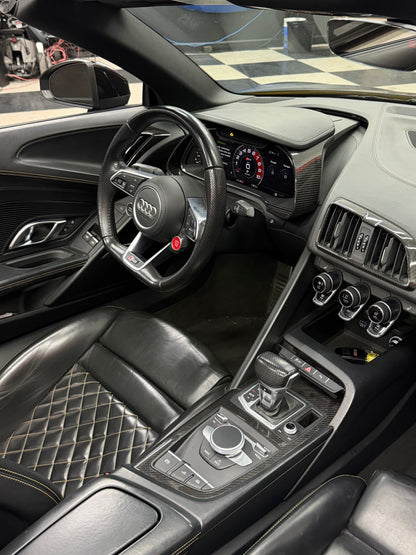 Audi R8 V10
